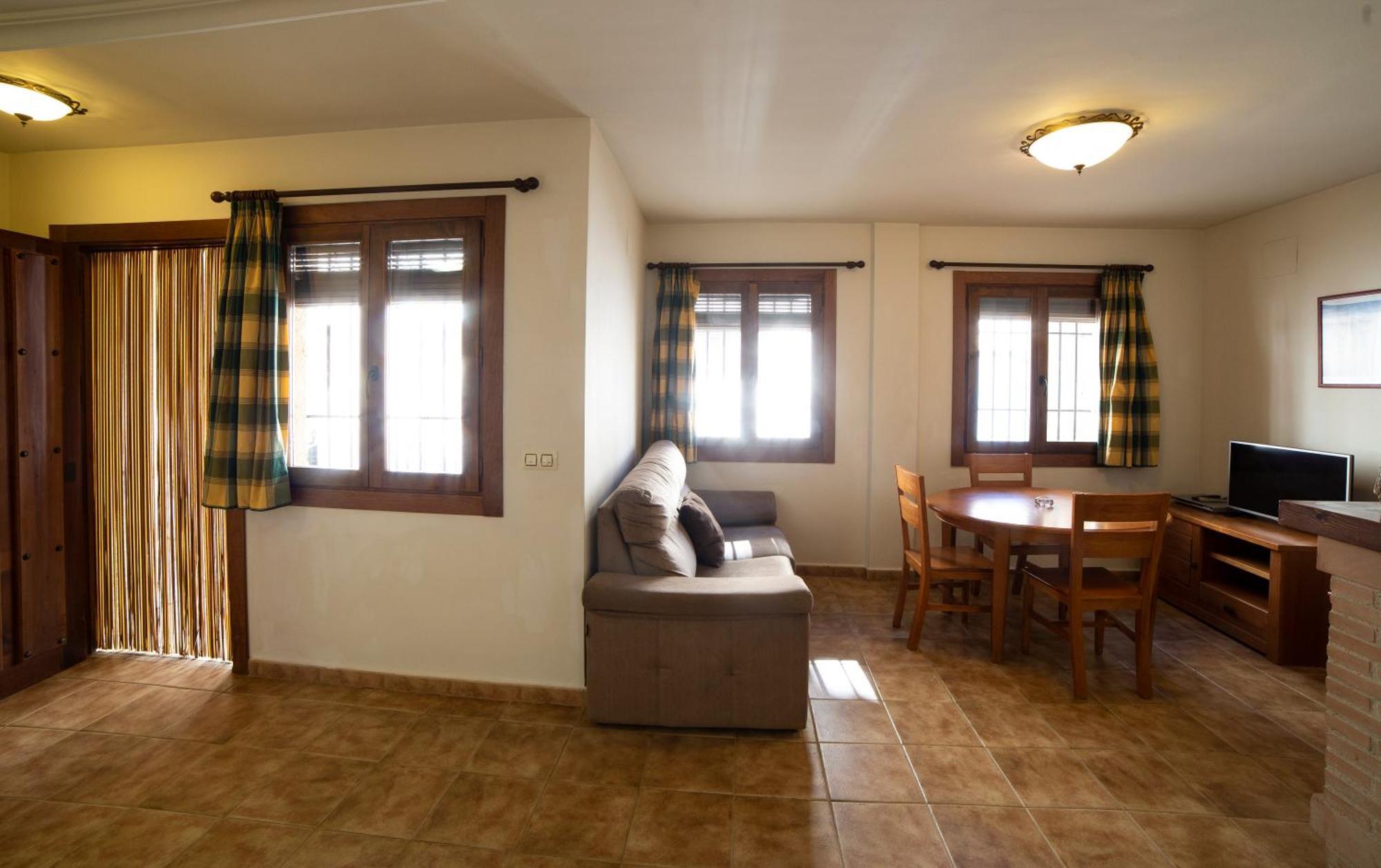 Apartamentos Berrocal Alcala del Jucar Ngoại thất bức ảnh