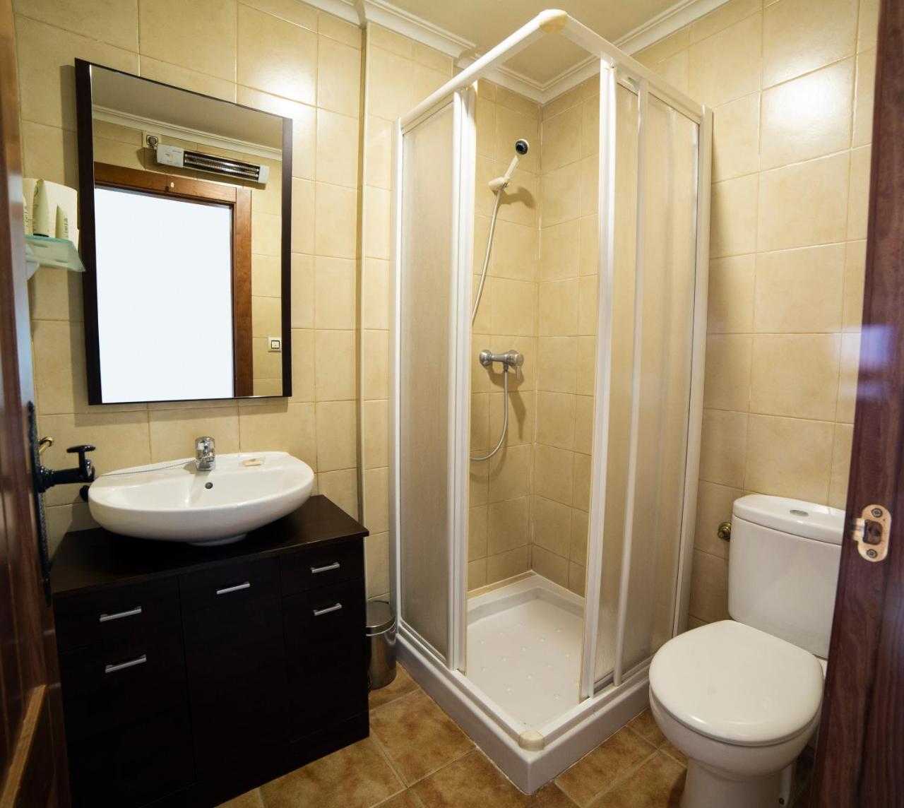 Apartamentos Berrocal Alcala del Jucar Ngoại thất bức ảnh